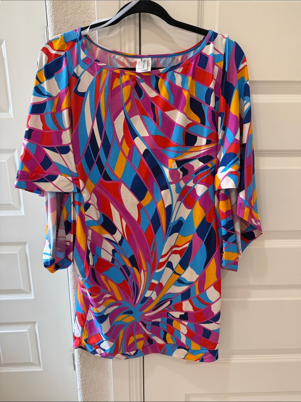 Trina Turk Vibrant Multicolor Swirl Scoop Neck Blouse